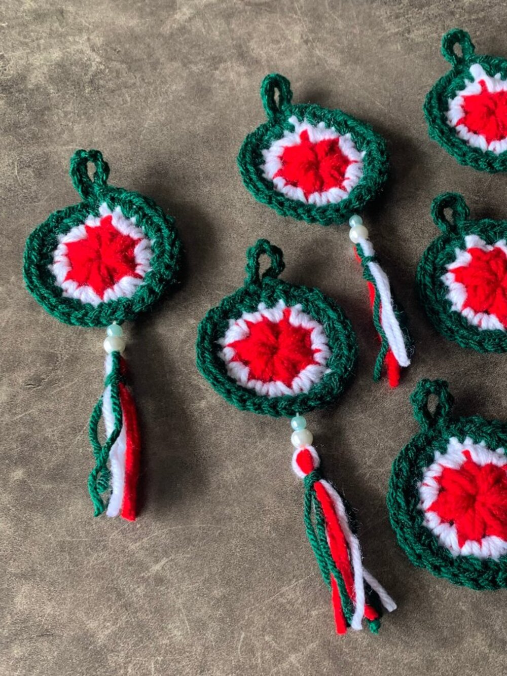 6 Mini Christmas Dream Catchers Hand Crocheted - Picture 5 of 6